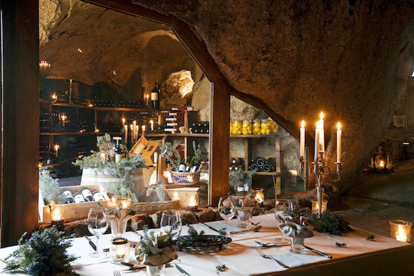 Restaurant et cave de la Grotte, Domaine de Murtoli, Corse du Sud (2A), France